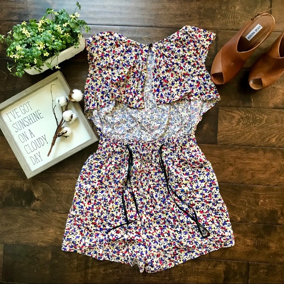 {BCBGeneration} Open Back Romper - Picture 7 of 8